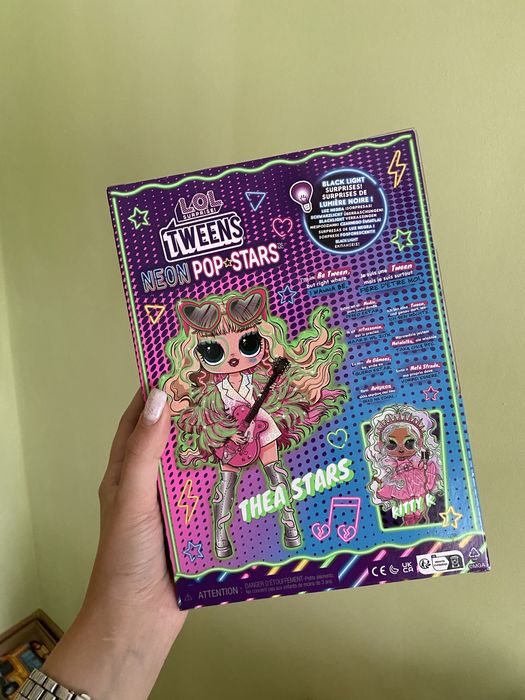 Ігровий набір з лялькою LOL Surprise серії Tweens Neon Pop Тея Старс