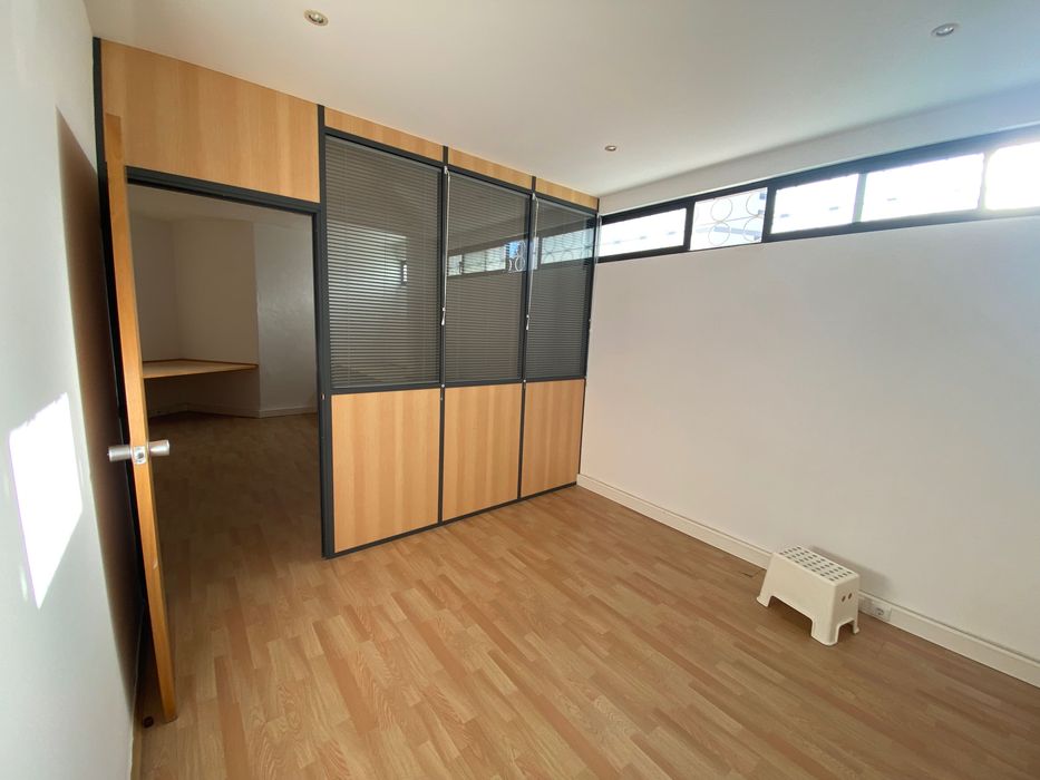 Escritório/Loja nos Olivais Norte (metro Encarnação)