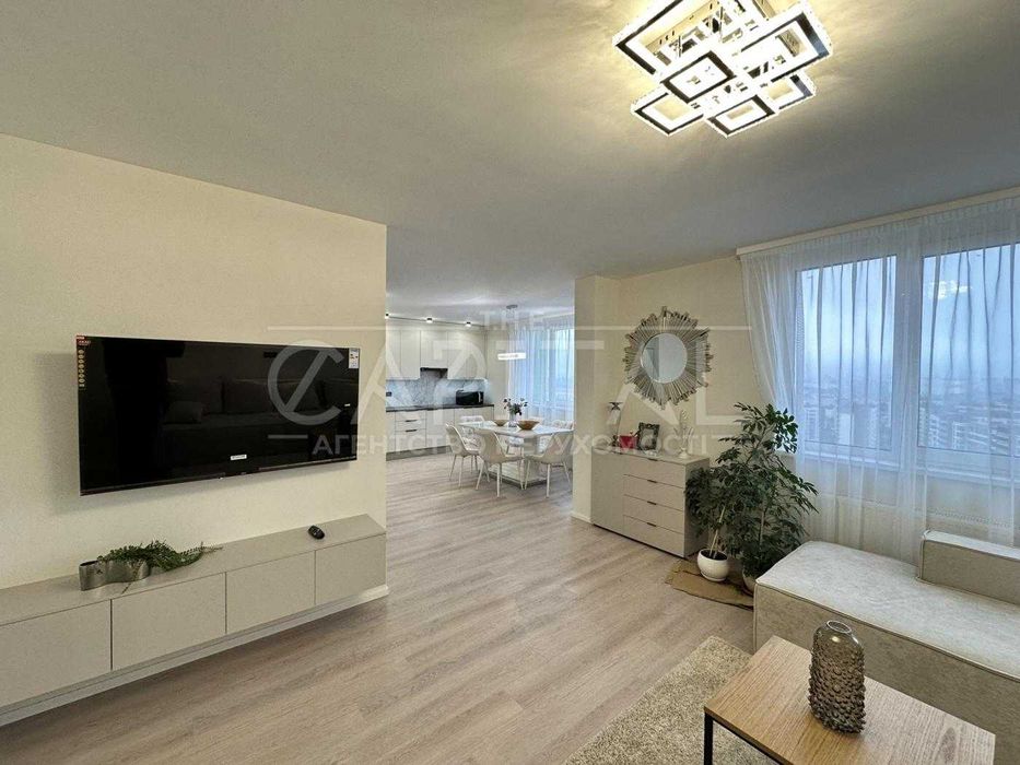 Продаж  ЛИКО ГРАД 3 кімнати  Максимовича Михайла ГЕНЕРАТОР