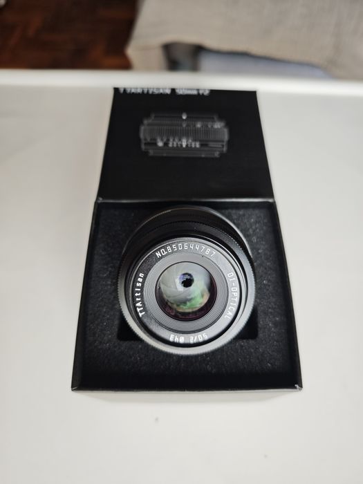 Objectiva full-frame TTartisan 50mm f2 Nikon Z (NOVA)