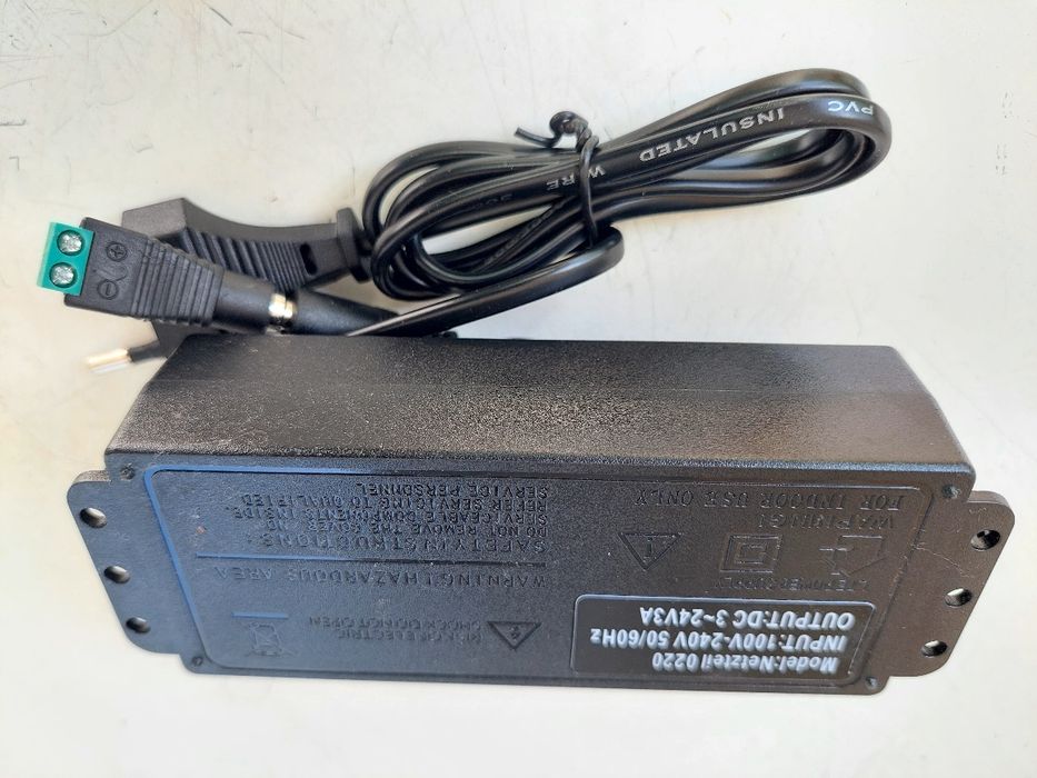 Zasilacz  AC/DC regulowany  3V-24VDC 3A