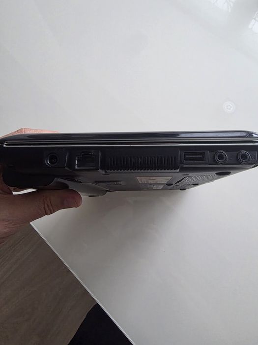 Нетбук Samsung N220 (NP-N220-JA02UA)