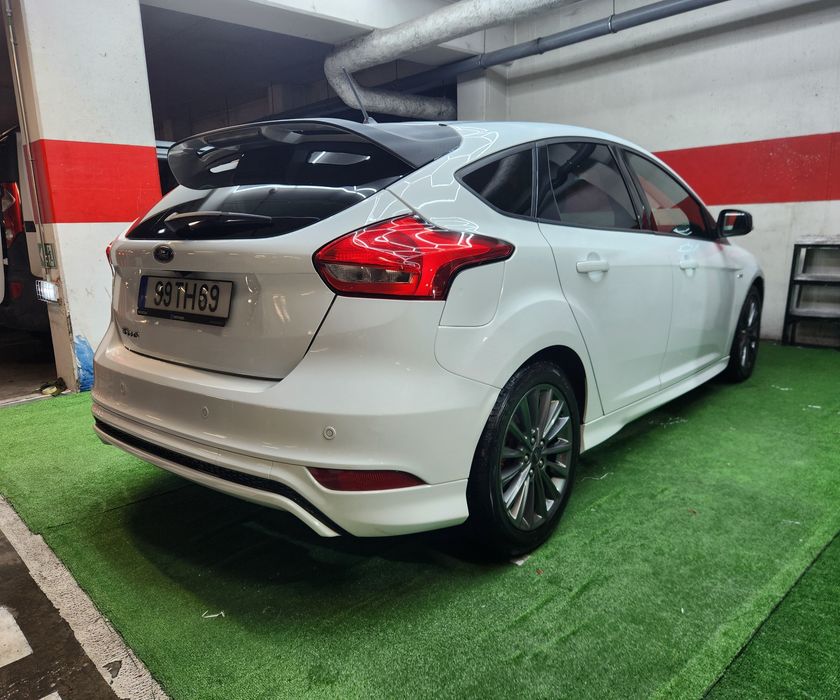 Ford Focus 1.5 TDCI - ST Line. Gasóleo.