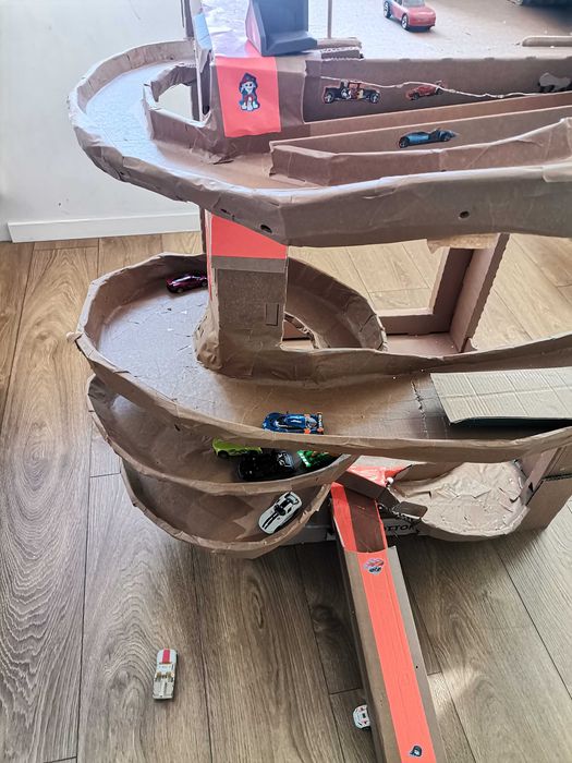 Mega garaż, zjazd dla samochodzików matchbox, hot wheels, 120 cm!