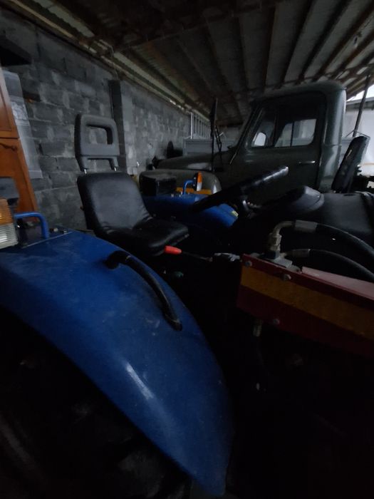 Продам тракторний колісний в доброму стані