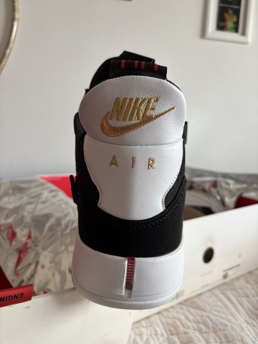 Tenis Nike Air Jordan - NOVOS - Tam 52.5