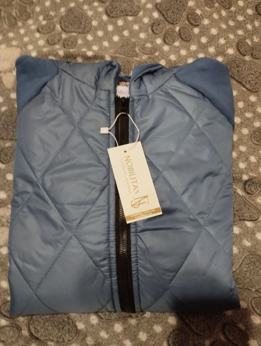 Продам костюм на флисе +ветровка54, 56 размер