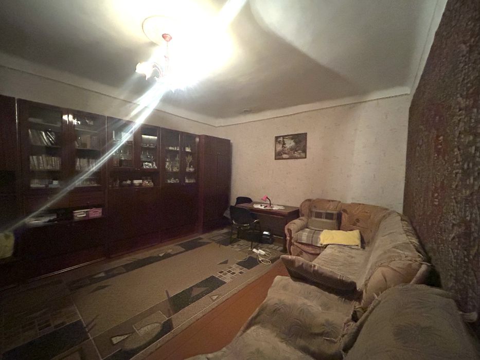 Продам 4 кімнатну квартиру на землі на Псільській.