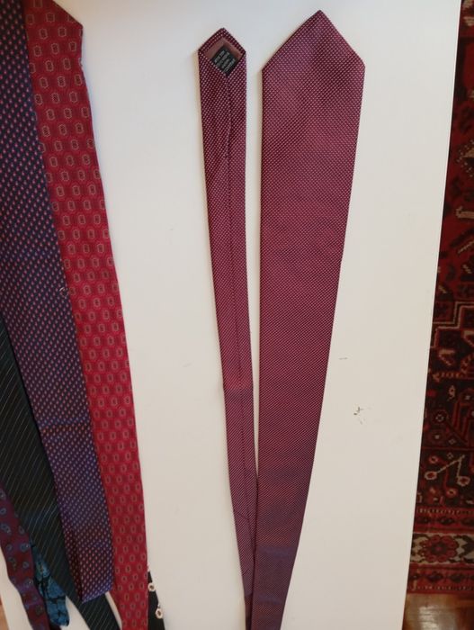 Gravata seda Saks Fifth Avenue nova