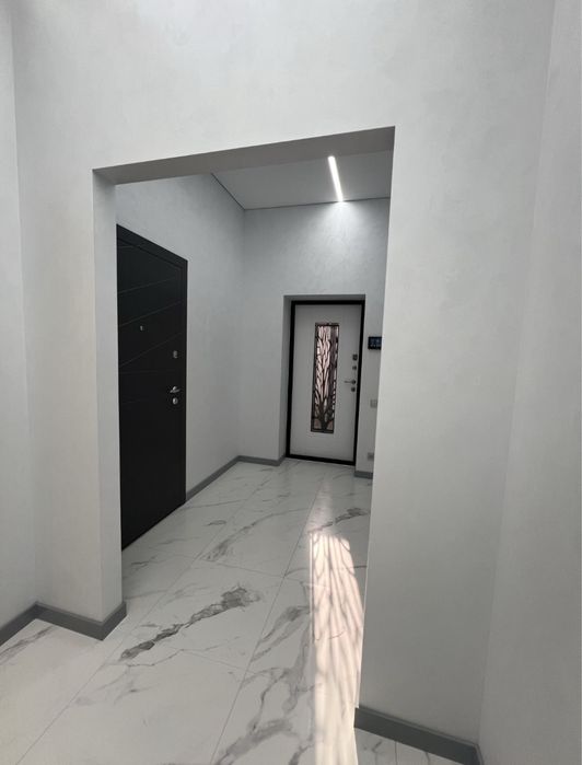 Новый дом с ремонтом! Фонтан море и Аркадия рядом!