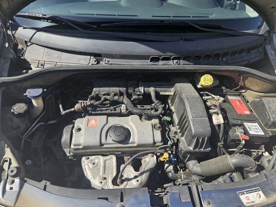 Citroën C3 - ótimo primeiro carro