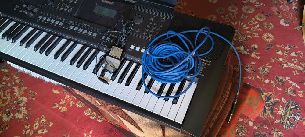 Yamaha  psr e463