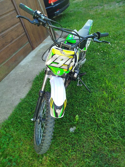 Cross Barton DB125cc-3L