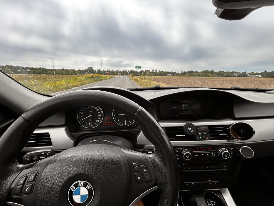 BMW e90 320i 170KM