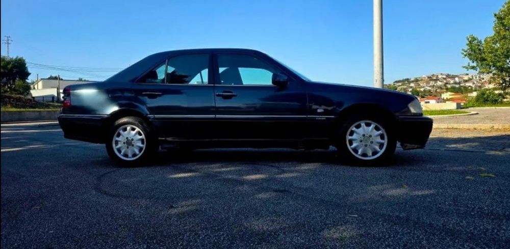 Mercedes C220 Estimado Bom estado — photo 4