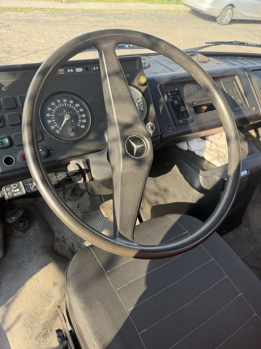 Mercedes 406 , laweta