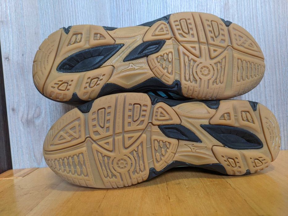 Кроссовки волейбольные Mizuno Mirage Star Jr