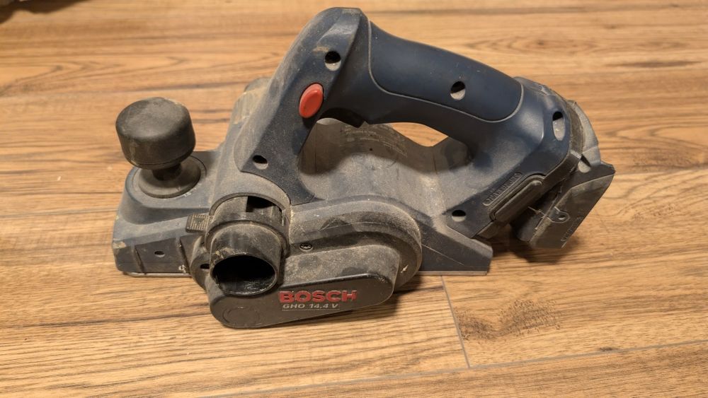Strug akumulatorowy Bosch GHO 14,4V
