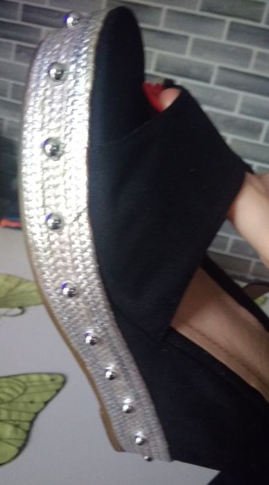 Eleganckie buty letnie sandały na koturnie 39