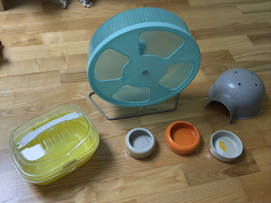 Pełny zestaw dla chomika, klatka, zabawki, jedzenie, trociny, karmniki