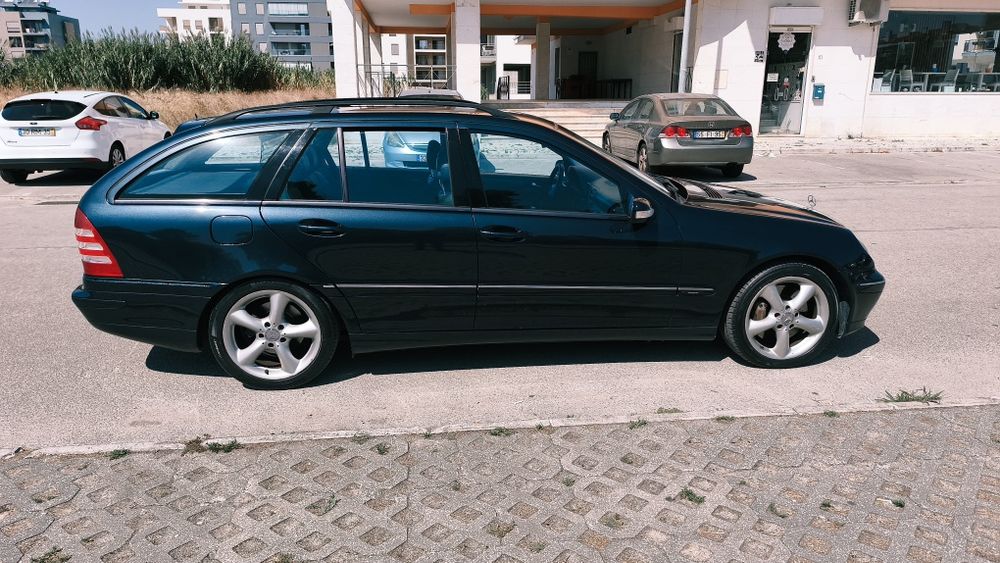 CX automática Mercedes Benz C220 CDI 150cv versão avantgarde foto 2