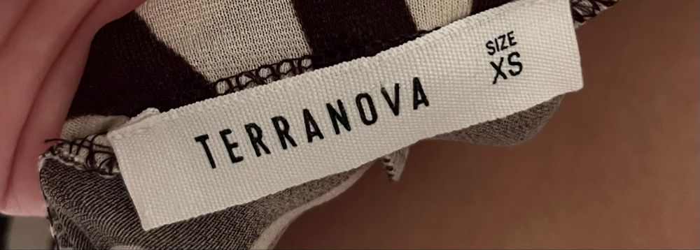 Zestaw, top i spodnie używane w bardzo dobrym stanie