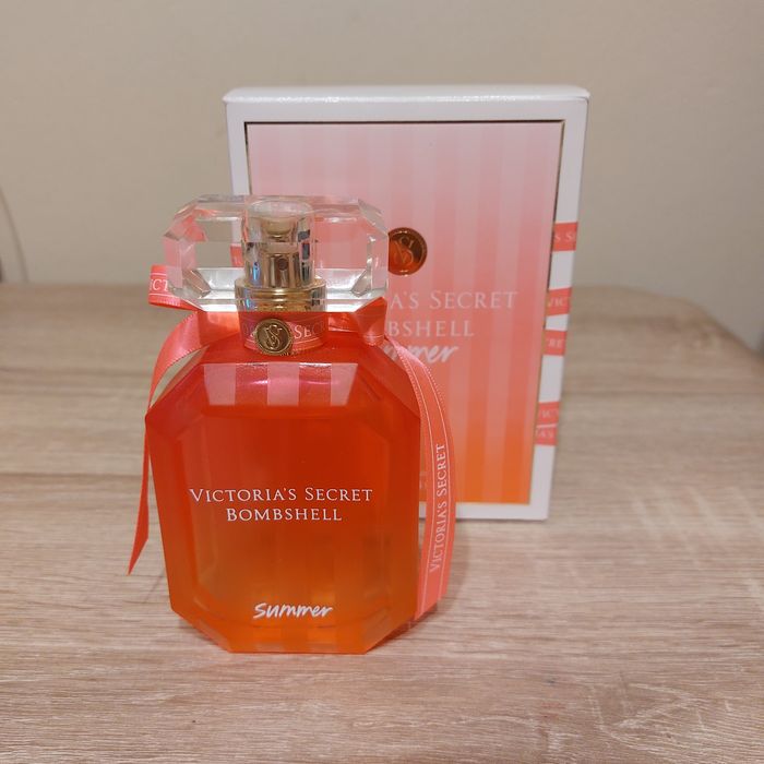 Woda perfumowana Victoria's secret Bombshell summer