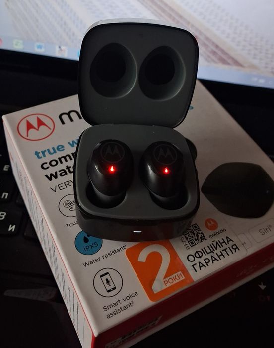 Наушники Motorola Verve Buds 100