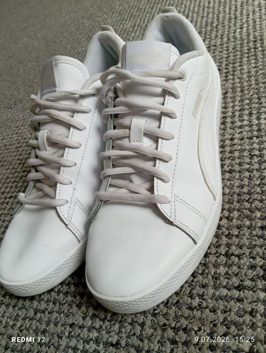 białe sneakersy damskie model Puma Smash r. 40,5
