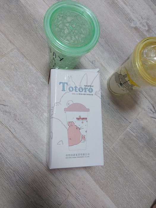 Стакан  непроливайка ,поильник"Тотоrо" с двойным дном для напитков