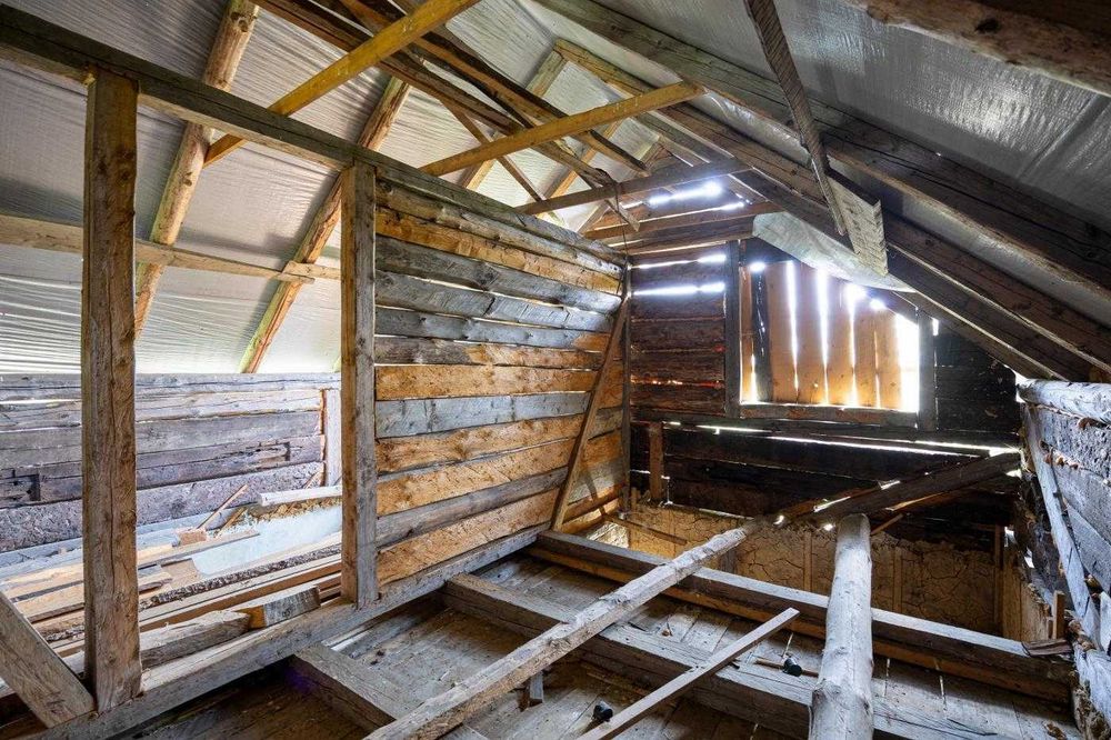 продаж дешевий будинок з великою ділянкою С.Любинці, стрийськ.р-н