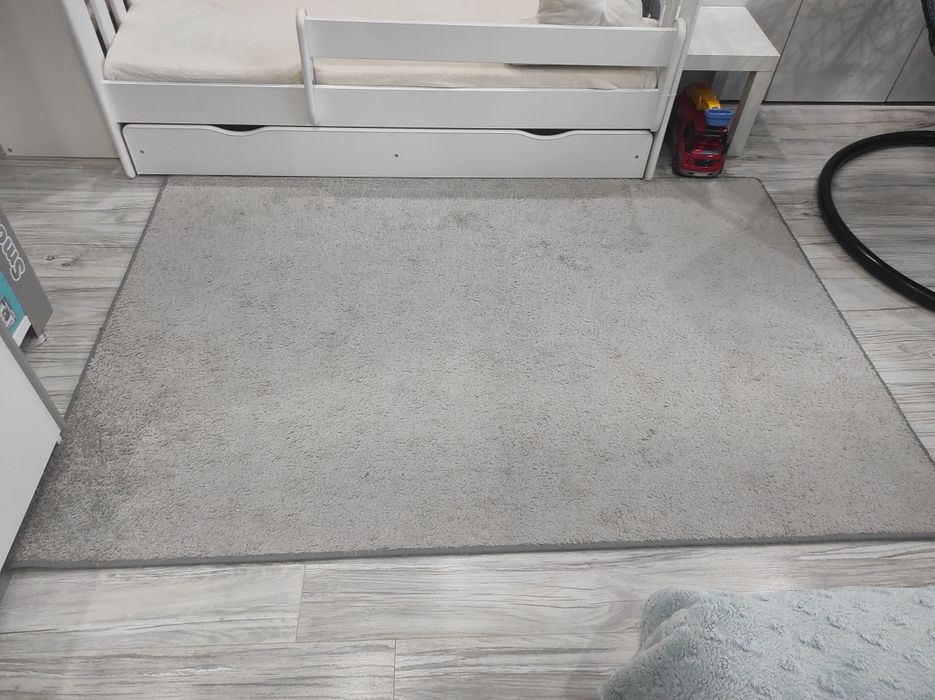 Sprzedam dywan w b dobrym stanie