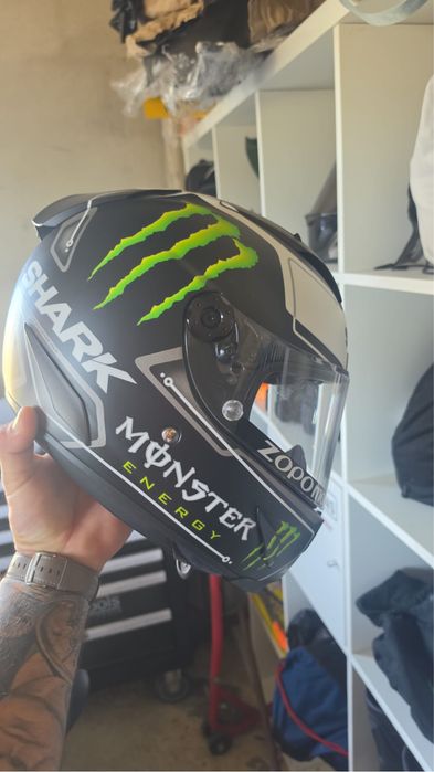 Capacete shark race r pro