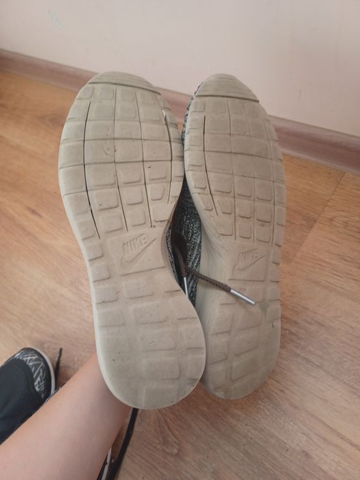 Оригінальні кросівки Nike