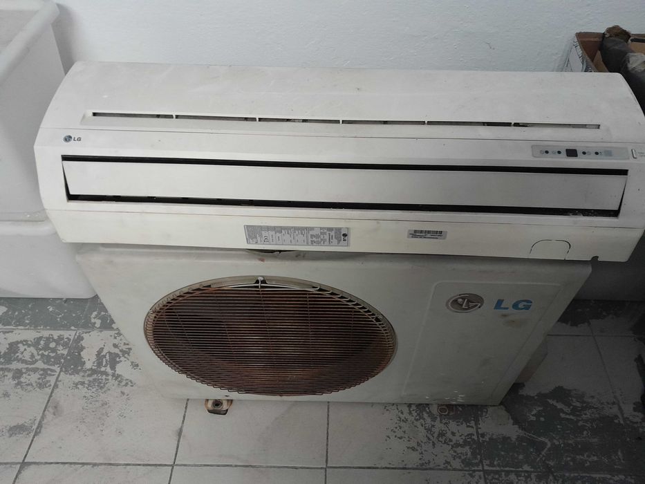 Ar Condicionado - 2 Aparelhos