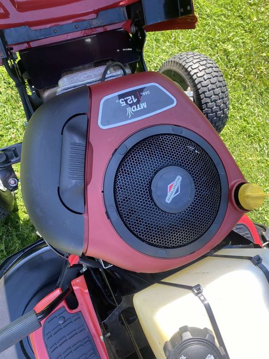 Трактор газонокосарка Mtd