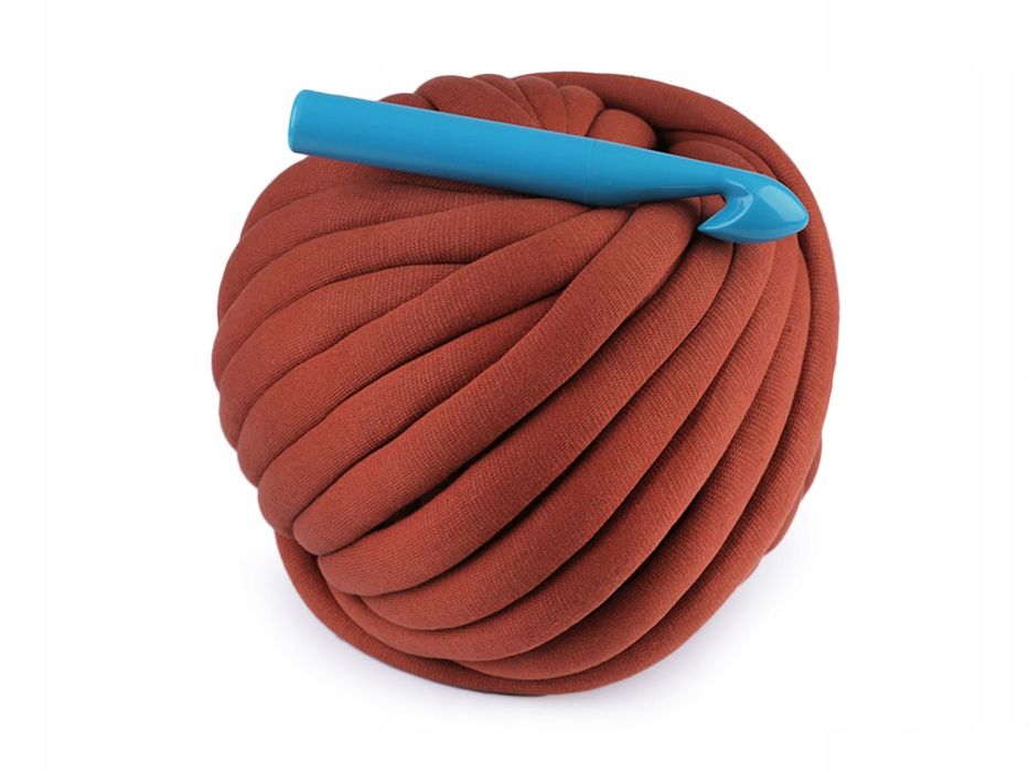 Grube szydełko plastikowe 25 mm
