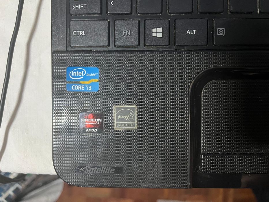 PC / Computador Toshiba em excelente estado