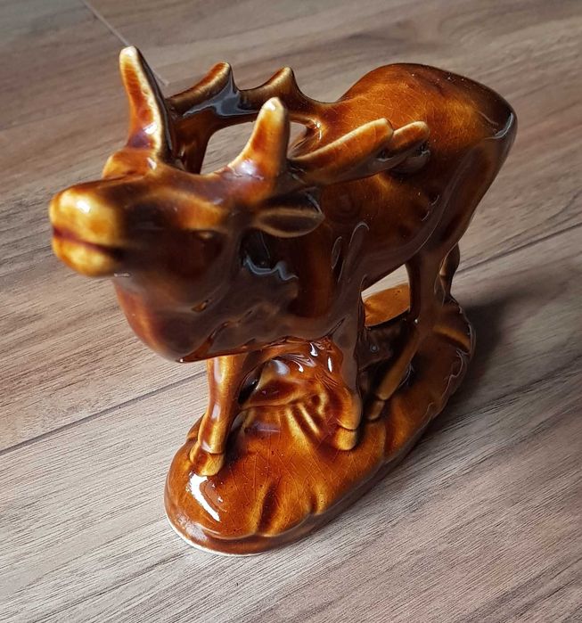 Ceramiczna figura, jeleń na rykowisku, klasyk PRL