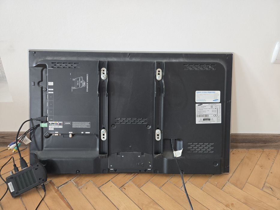 Телевізор Samsung UE32D4000NW (32")