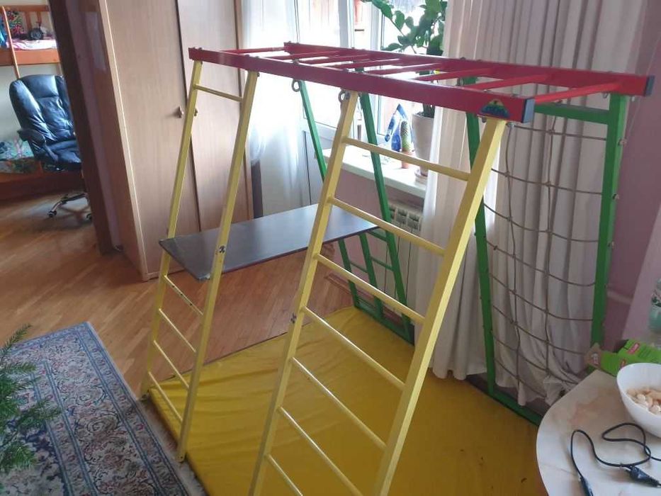 Спортивний дитячий куточок Секро-Чемпіон