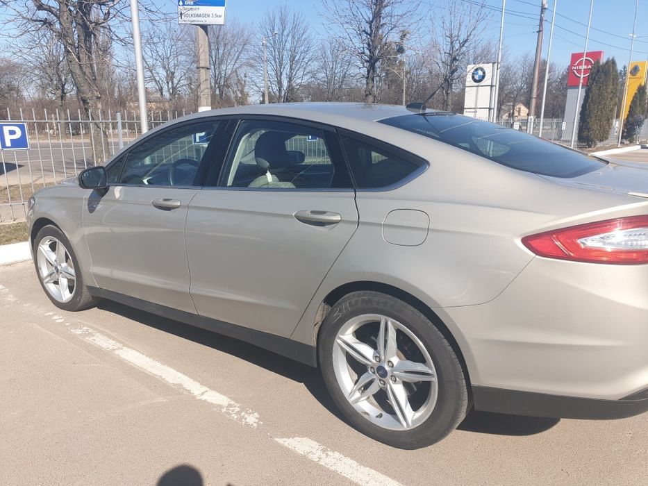 Цена снижена!Ford Fusion SE2015,2.5 ГБО, 179т.км пробег,2комплекта рез