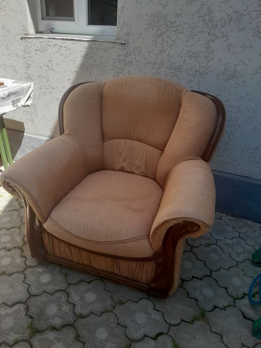 Продам б.у крісла.