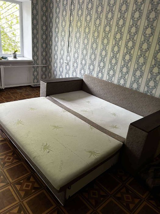 Продаж 1-кімнатної квартири на вул.Варненській біля парку ім.Горького.