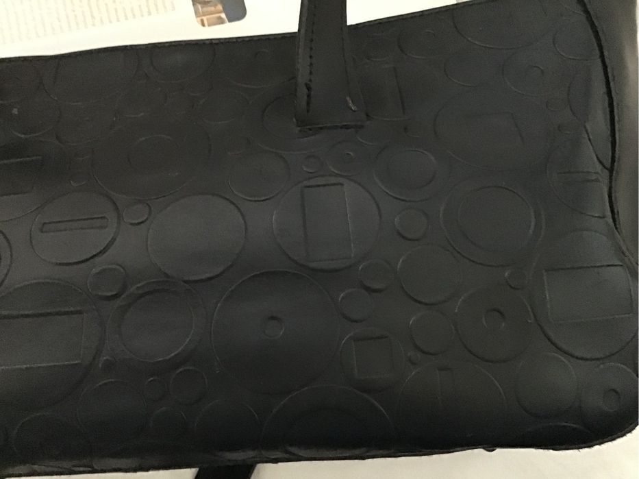 Mala Furla original em pele gravada. Negociavel.