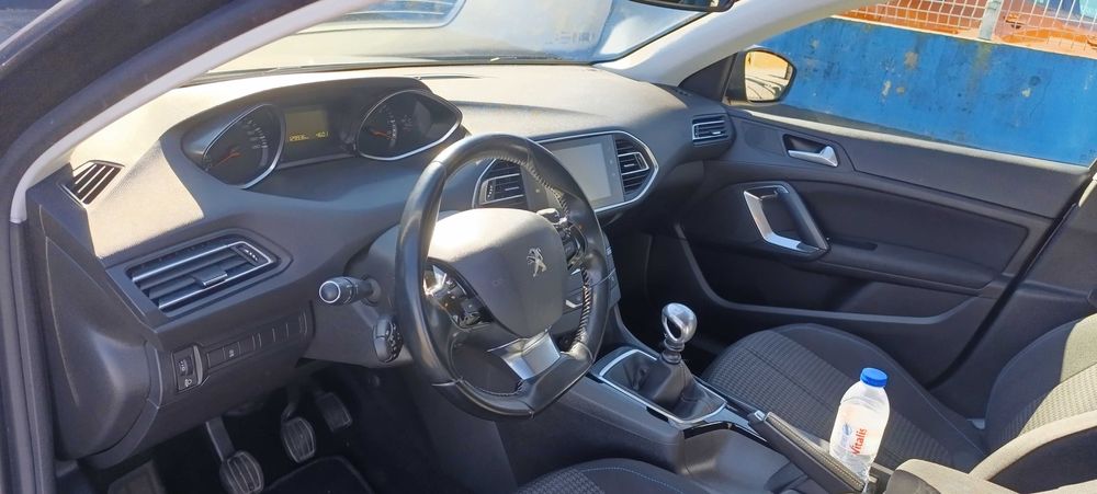Peugeot 308 SW Style 1.5 BlueHdi