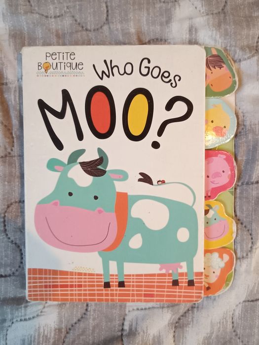 Książki po angielsku. Who goes  moo?  English books