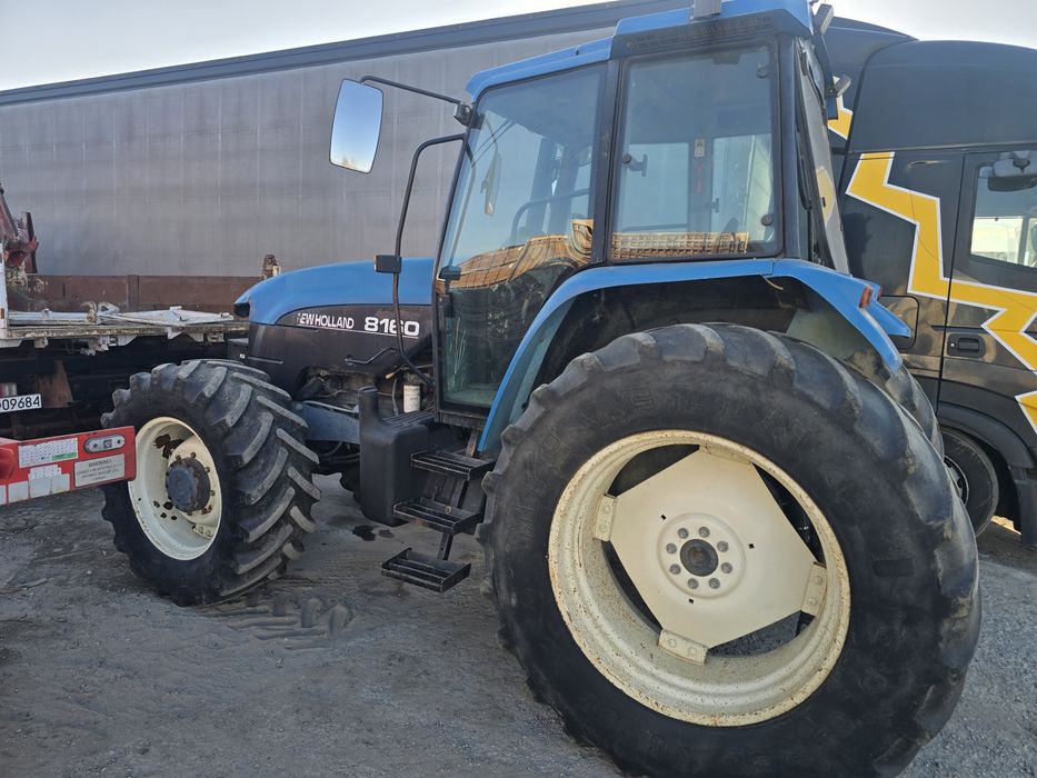 New holland 8160