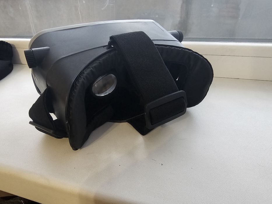 Продам VR очки .