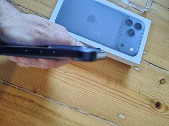 Iphone 17 pro max idealny gwarancja Media Expert